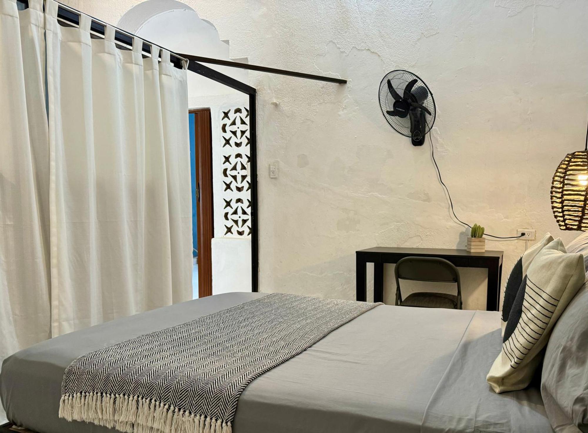 Casita Azul Colonial En El Centro De Merida. Eksteriør billede